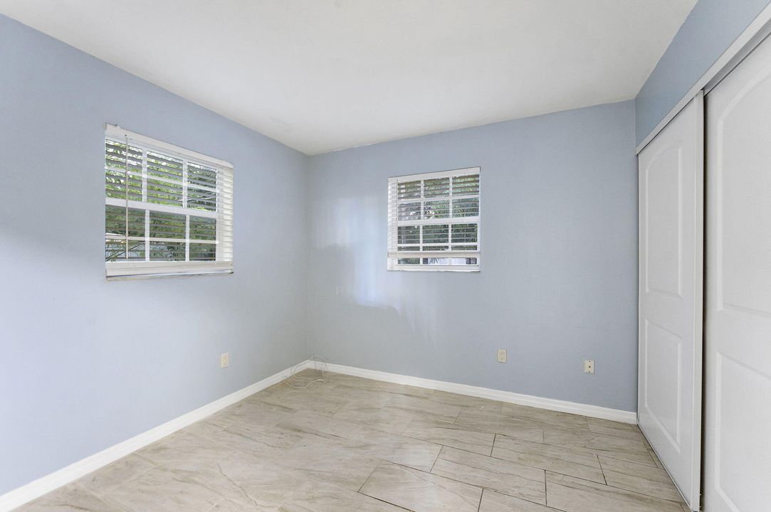 Active With Contract: $420,000 (3 beds, 2 baths, 1361 Square Feet)