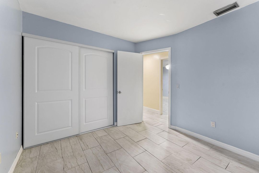 Active With Contract: $420,000 (3 beds, 2 baths, 1361 Square Feet)