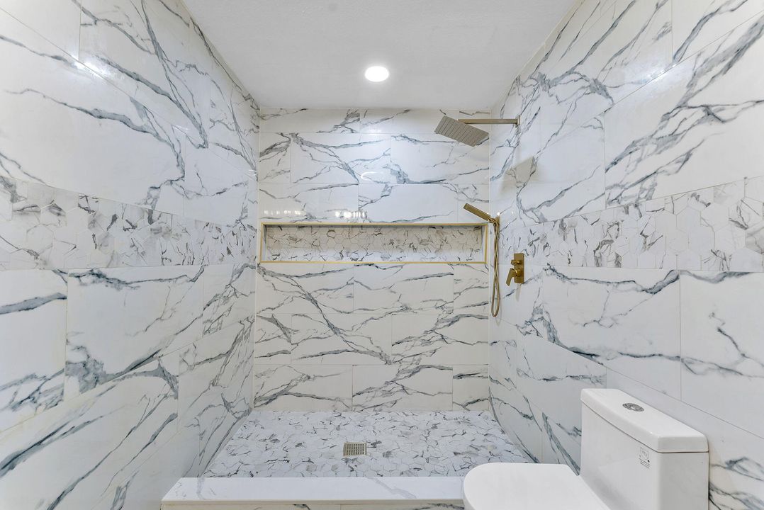 Active With Contract: $420,000 (3 beds, 2 baths, 1361 Square Feet)