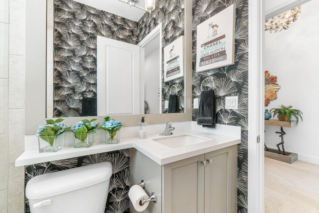 Active With Contract: $850,000 (3 beds, 2 baths, 1783 Square Feet)