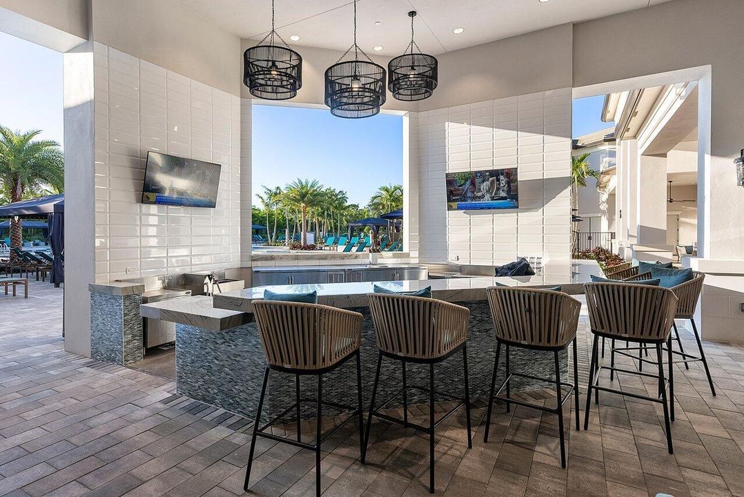 Active With Contract: $850,000 (3 beds, 2 baths, 1783 Square Feet)