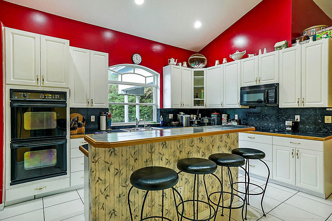 For Sale: $1,249,000 (4 beds, 3 baths, 3507 Square Feet)