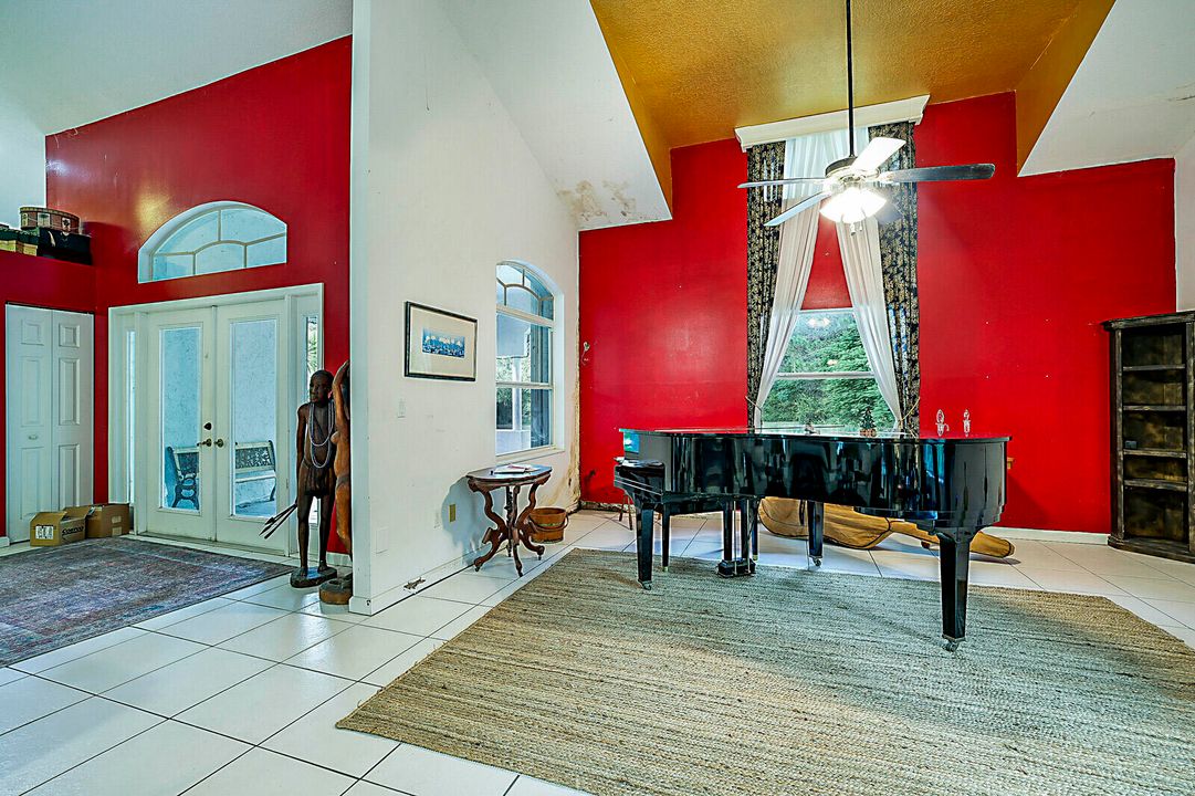 For Sale: $1,249,000 (4 beds, 3 baths, 3507 Square Feet)