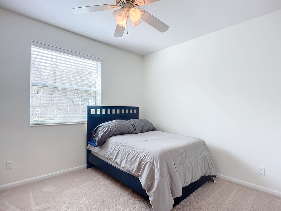 En Venta: $549,000 (4 camas, 2 baños, 2646 Pies cuadrados)