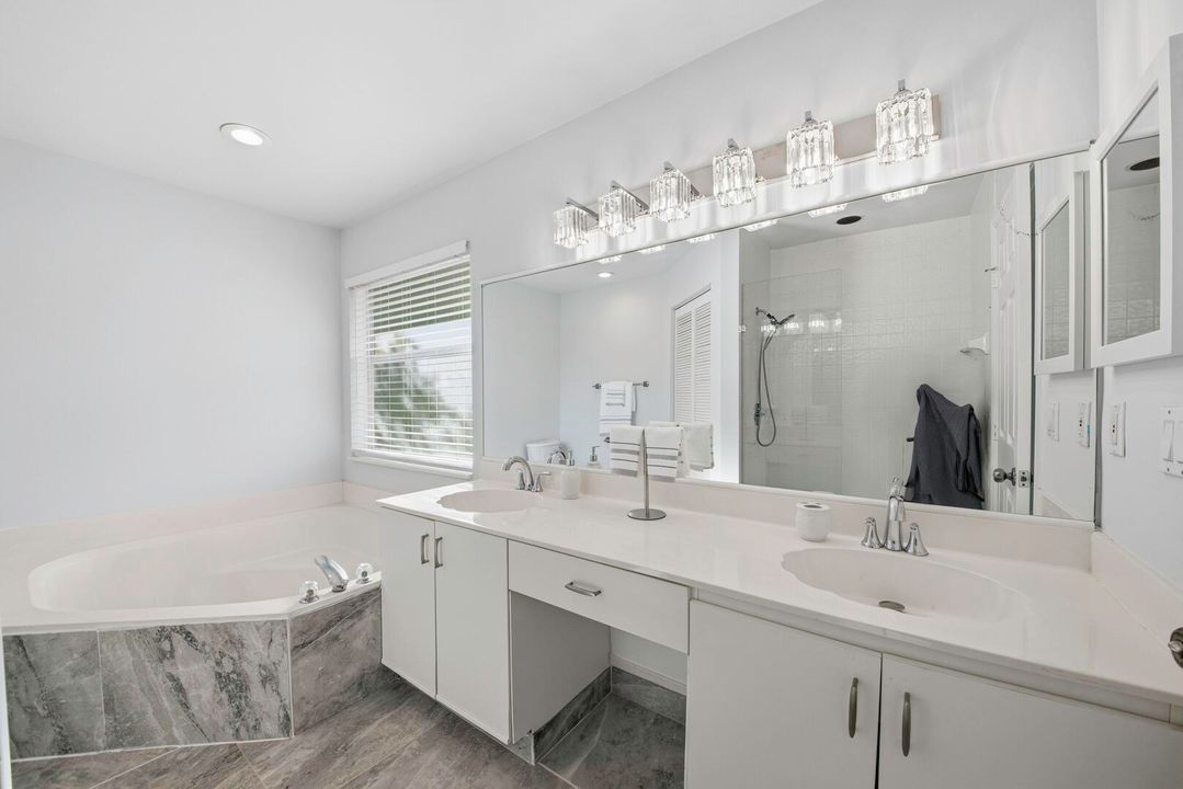 待售: $449,000 (3 贝兹, 2 浴室, 1722 平方英尺)