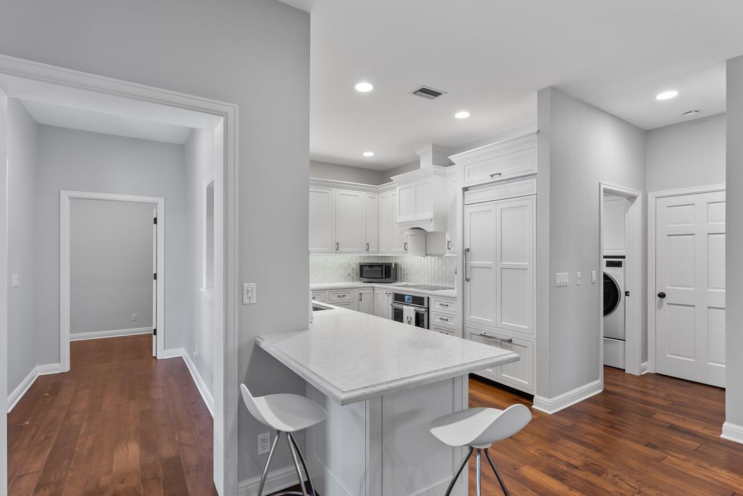 For Sale: $1,995,000 (3 beds, 3 baths, 3330 Square Feet)