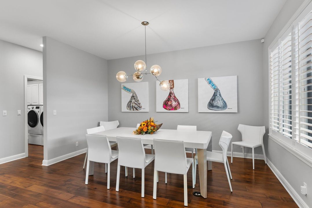 For Sale: $1,995,000 (3 beds, 3 baths, 3330 Square Feet)