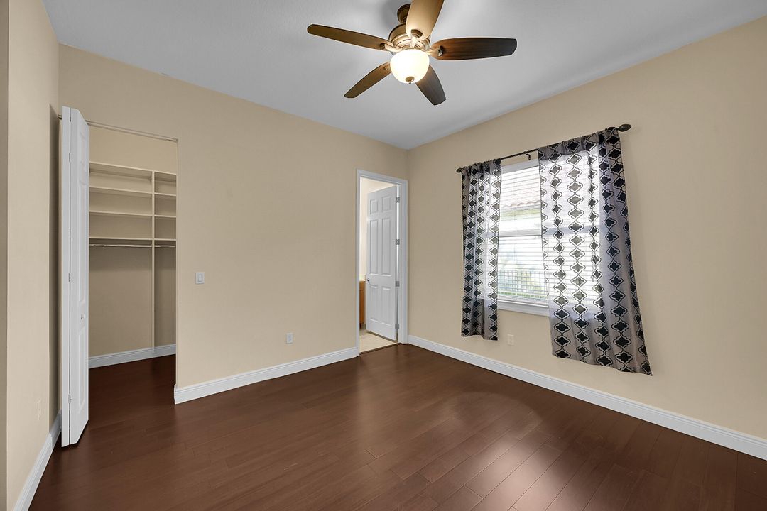 合同活跃: $3,500 (3 贝兹, 3 浴室, 2046 平方英尺)