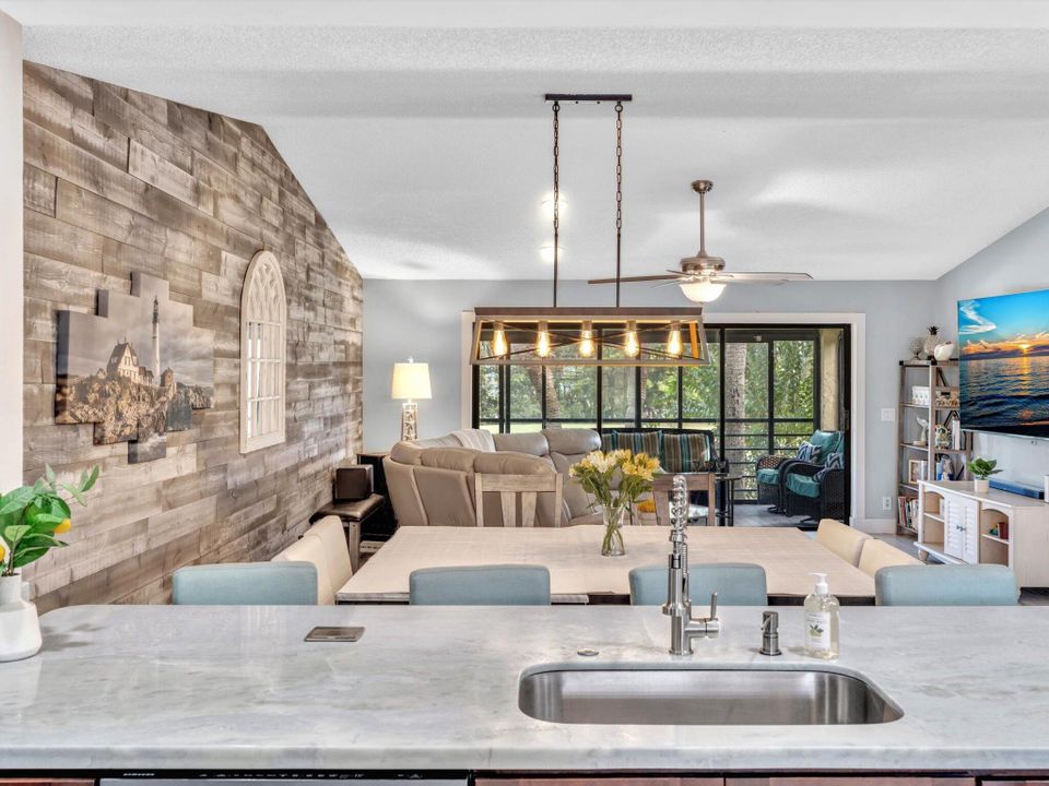 En Venta: $299,000 (2 camas, 2 baños, 1222 Pies cuadrados)