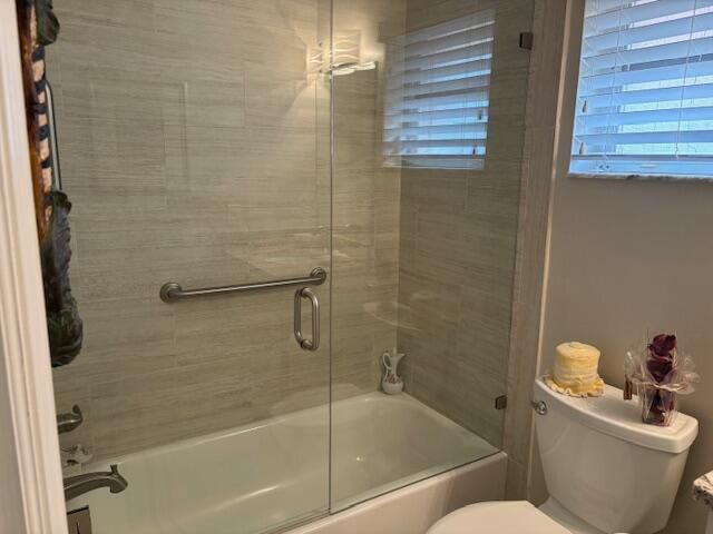 合同活跃: $3,300 (2 贝兹, 2 浴室, 1658 平方英尺)