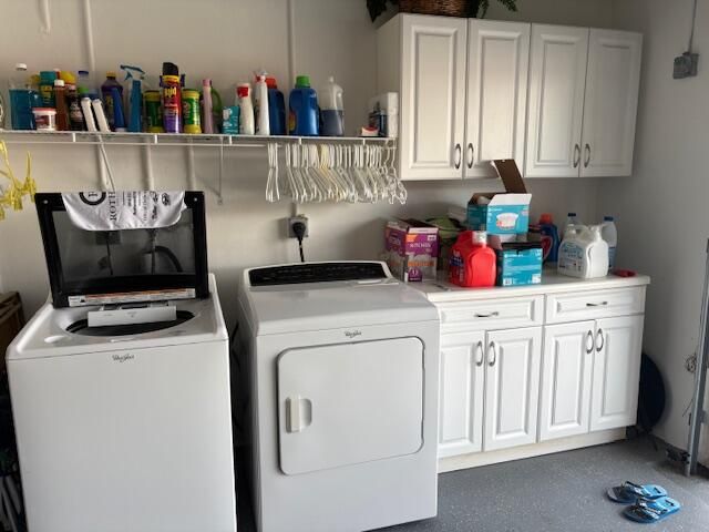 合同活跃: $3,300 (2 贝兹, 2 浴室, 1658 平方英尺)