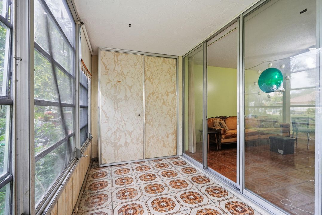 For Sale: $134,900 (2 beds, 2 baths, 960 Square Feet)