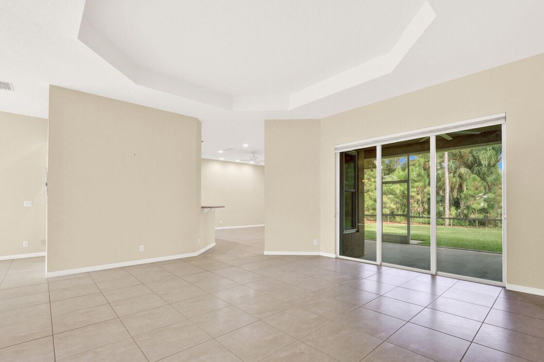 En Renta: $4,900 (3 camas, 2 baños, 2306 Pies cuadrados)