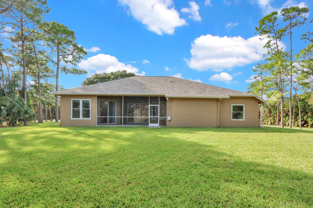 En Renta: $4,900 (3 camas, 2 baños, 2306 Pies cuadrados)