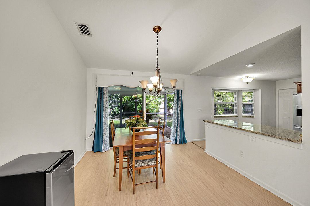 En Venta: $529,999 (3 camas, 2 baños, 1494 Pies cuadrados)