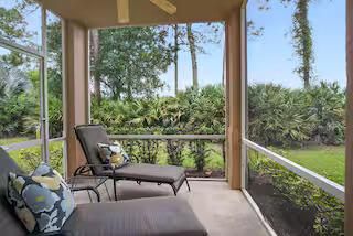 Под контрактом: $1,700 (1 спален, 1 ванн, 850 Квадратных фут)