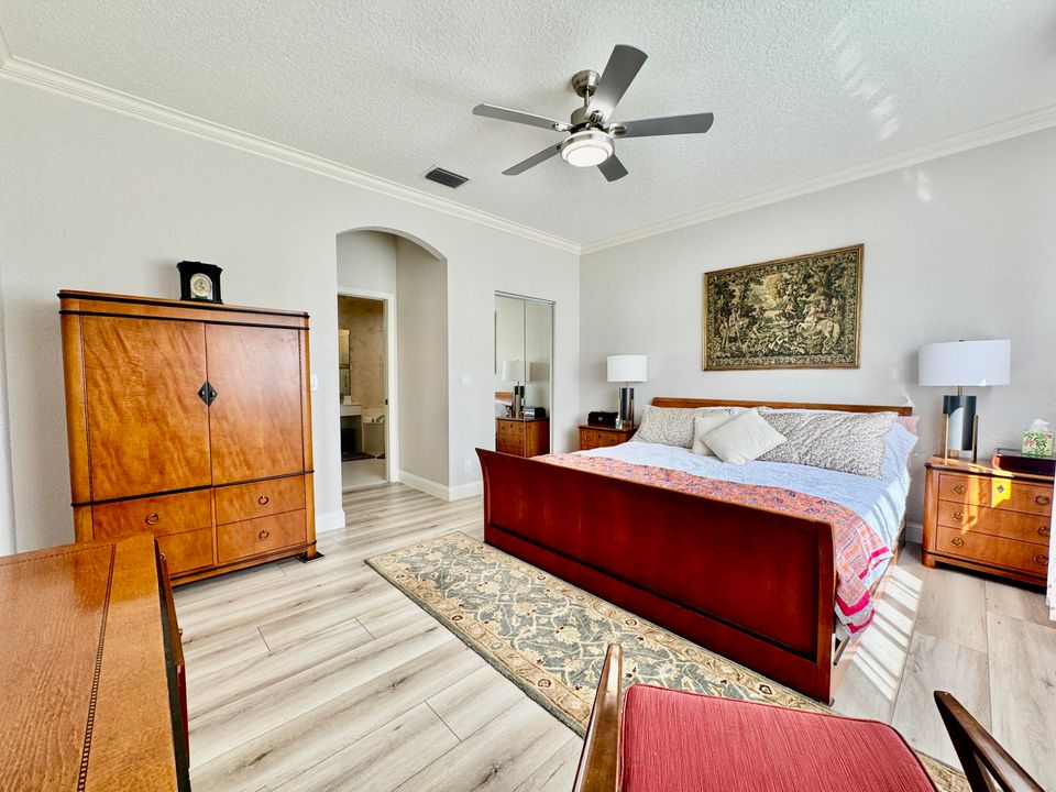 出租: $2,500 (2 贝兹, 2 浴室, 1619 平方英尺)