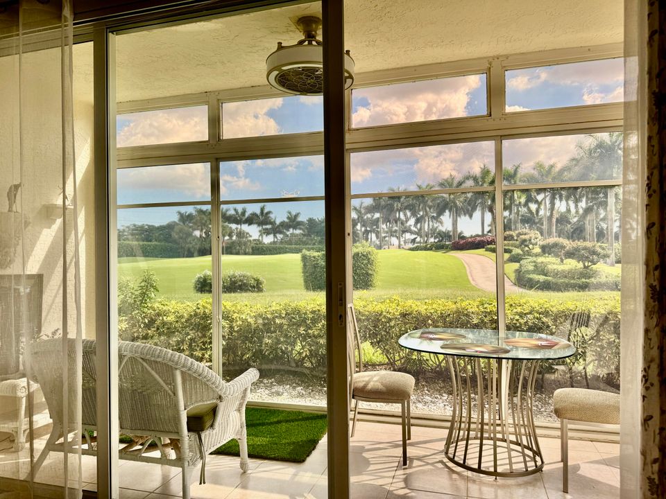 出租: $2,500 (2 贝兹, 2 浴室, 1619 平方英尺)