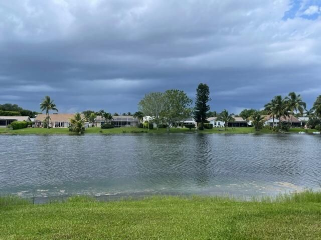 For Rent: $4,435 (4 beds, 2 baths, 1766 Square Feet)