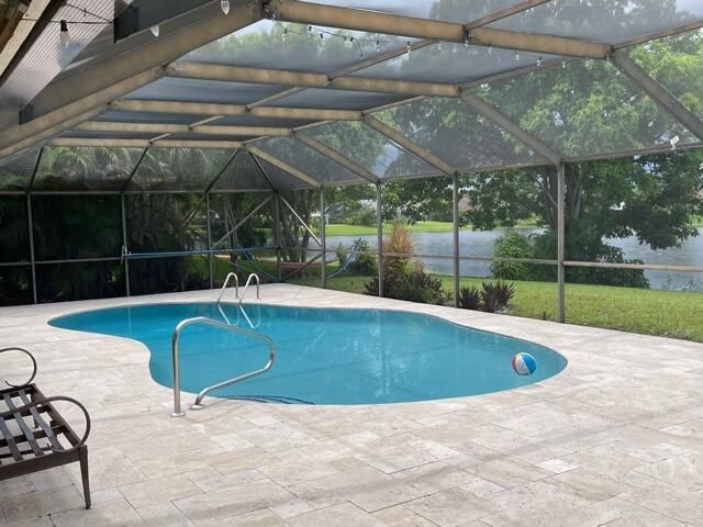 For Rent: $4,435 (4 beds, 2 baths, 1766 Square Feet)