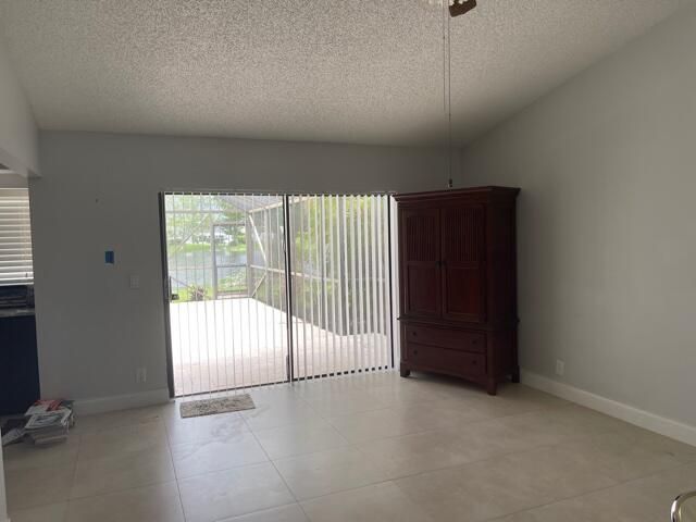 For Rent: $4,435 (4 beds, 2 baths, 1766 Square Feet)