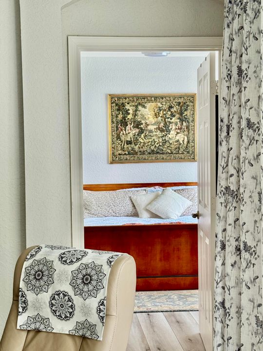 出租: $2,500 (2 贝兹, 2 浴室, 1619 平方英尺)