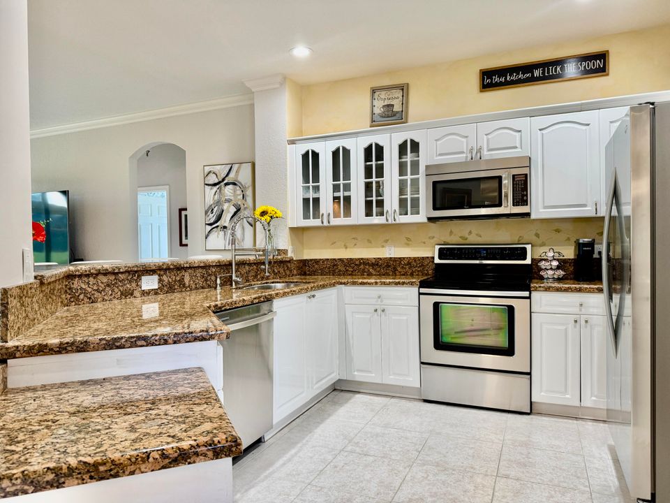 出租: $2,500 (2 贝兹, 2 浴室, 1619 平方英尺)