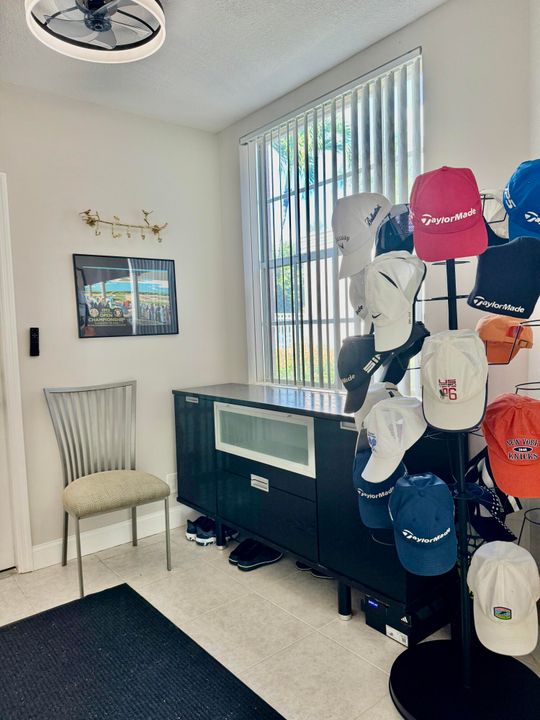 出租: $2,500 (2 贝兹, 2 浴室, 1619 平方英尺)