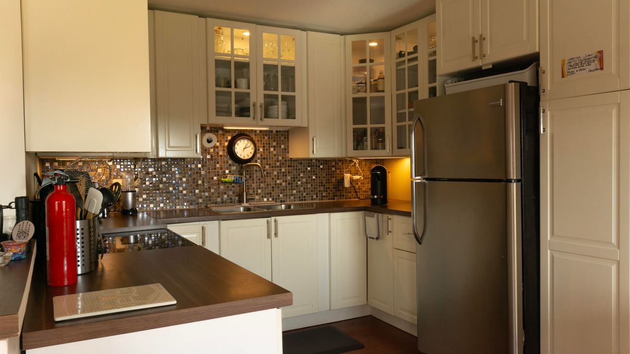 For Rent: $1,750 (2 beds, 2 baths, 896 Square Feet)