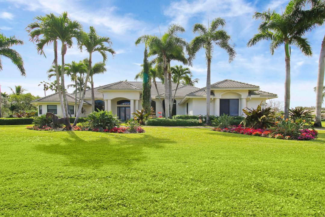 For Sale: $3,495,000 (5 beds, 4 baths, 4151 Square Feet)