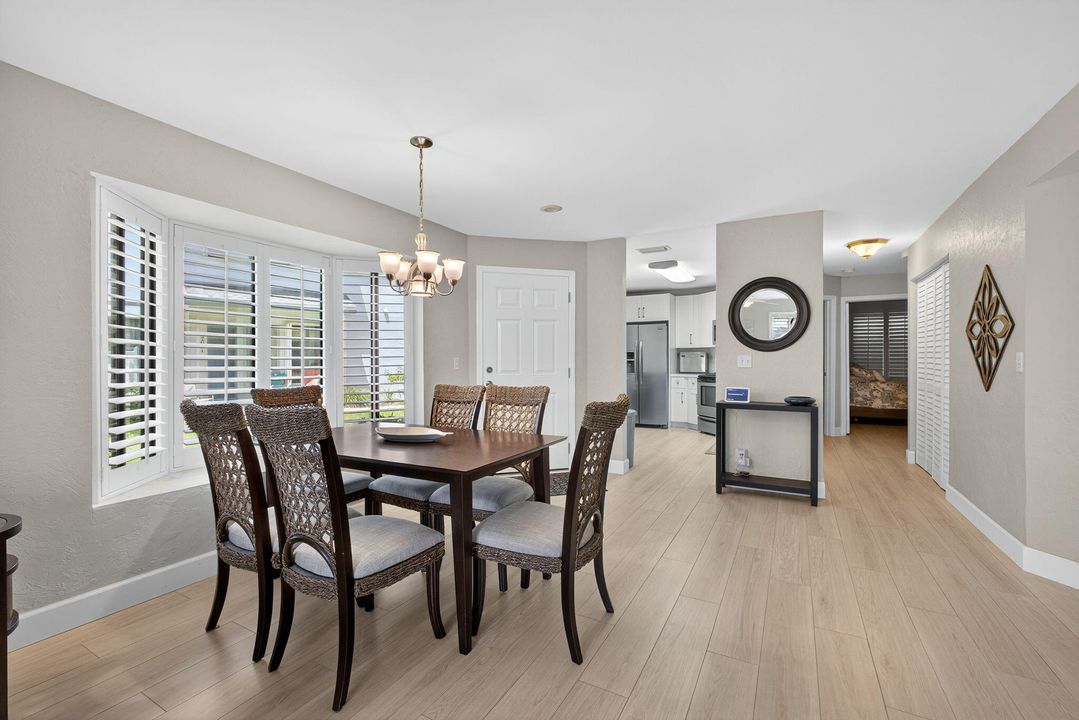 В аренду: $2,600 (3 спален, 2 ванн, 1225 Квадратных фут)