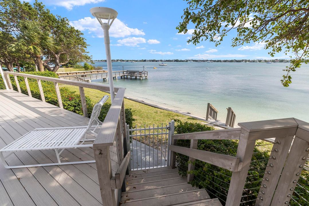 На продажу: $550,000 (3 спален, 2 ванн, 1215 Квадратных фут)