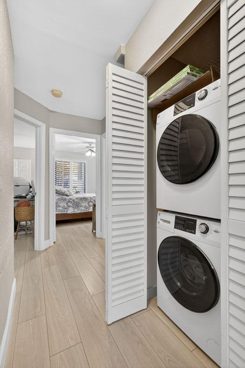 В аренду: $2,600 (3 спален, 2 ванн, 1225 Квадратных фут)