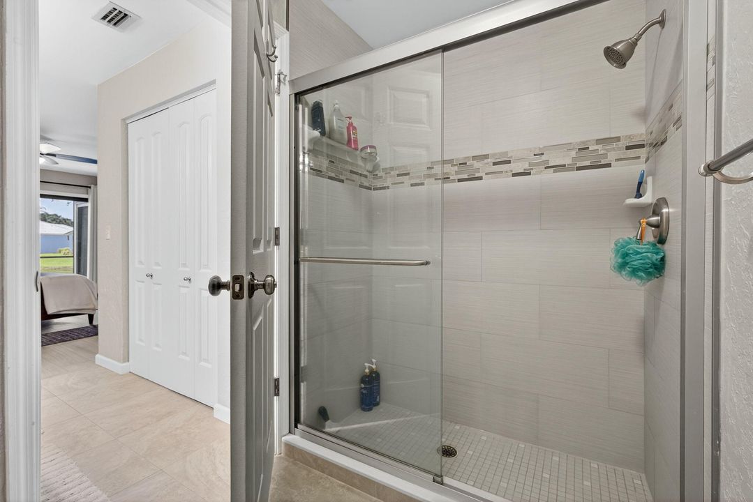 В аренду: $2,600 (3 спален, 2 ванн, 1225 Квадратных фут)