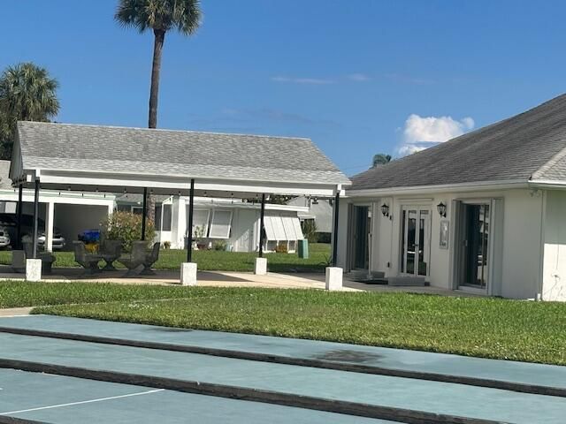 For Sale: $171,000 (2 beds, 1 baths, 792 Square Feet)