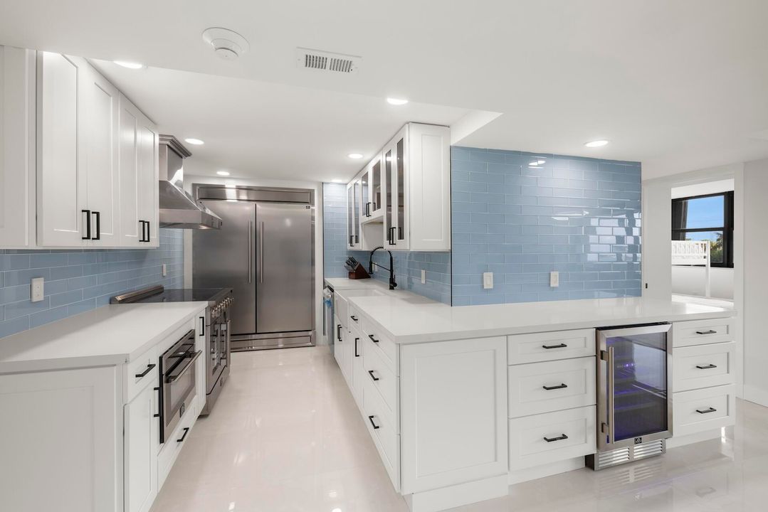 На продажу: $550,000 (3 спален, 2 ванн, 1215 Квадратных фут)