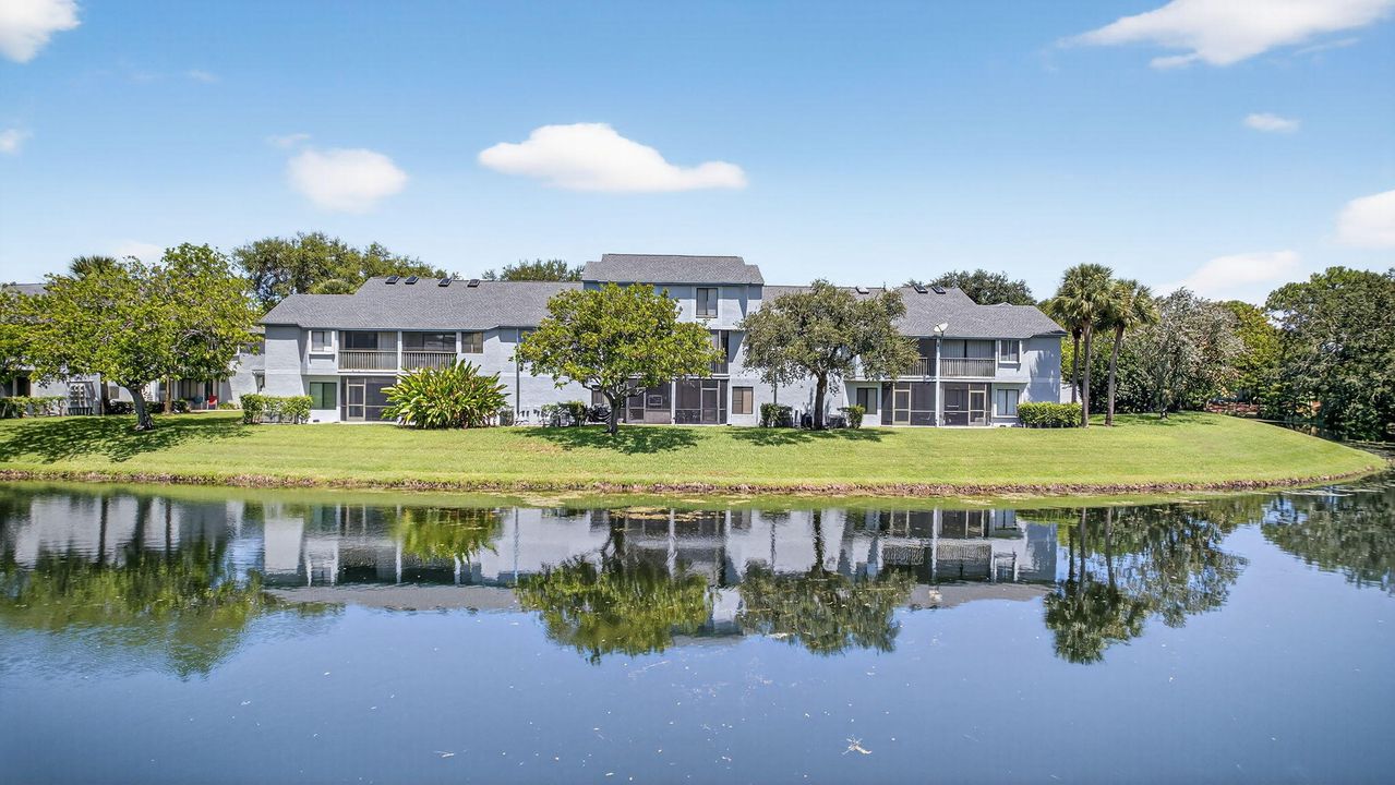 В аренду: $2,600 (3 спален, 2 ванн, 1225 Квадратных фут)