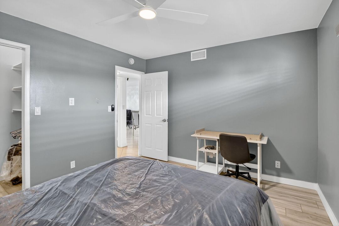 На продажу: $235,000 (2 спален, 2 ванн, 1170 Квадратных фут)