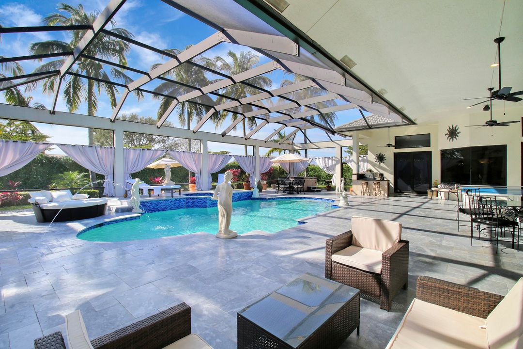 For Sale: $3,495,000 (5 beds, 4 baths, 4151 Square Feet)