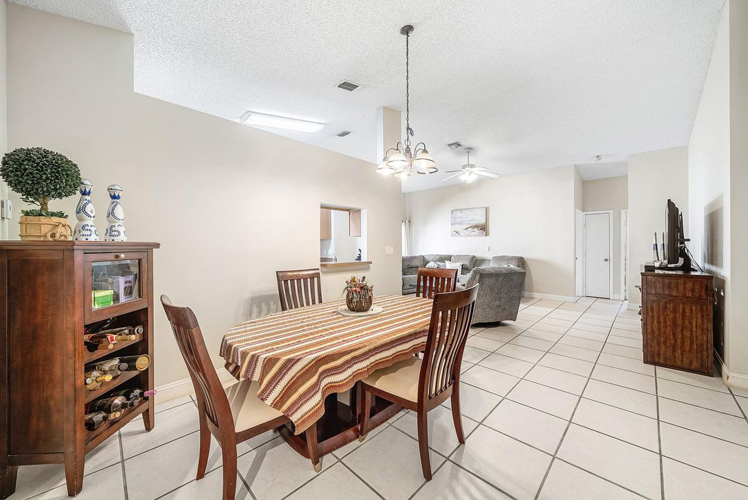 待售: $459,900 (3 贝兹, 2 浴室, 1505 平方英尺)