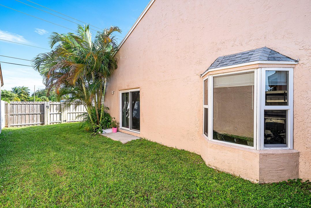 待售: $459,900 (3 贝兹, 2 浴室, 1505 平方英尺)