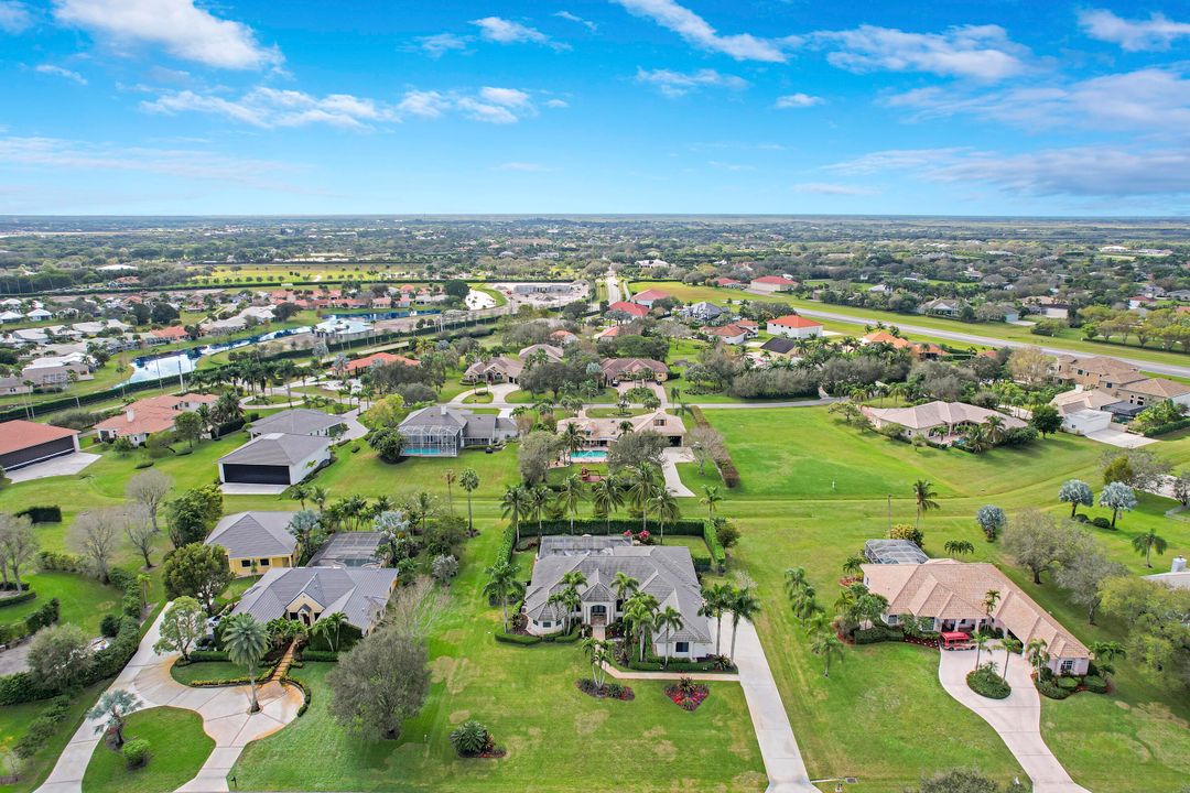 For Sale: $3,495,000 (5 beds, 4 baths, 4151 Square Feet)