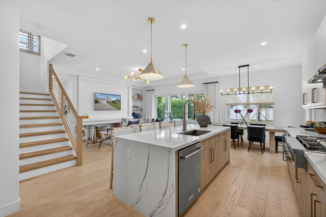 For Sale: $1,175,000 (4 beds, 3 baths, 3289 Square Feet)