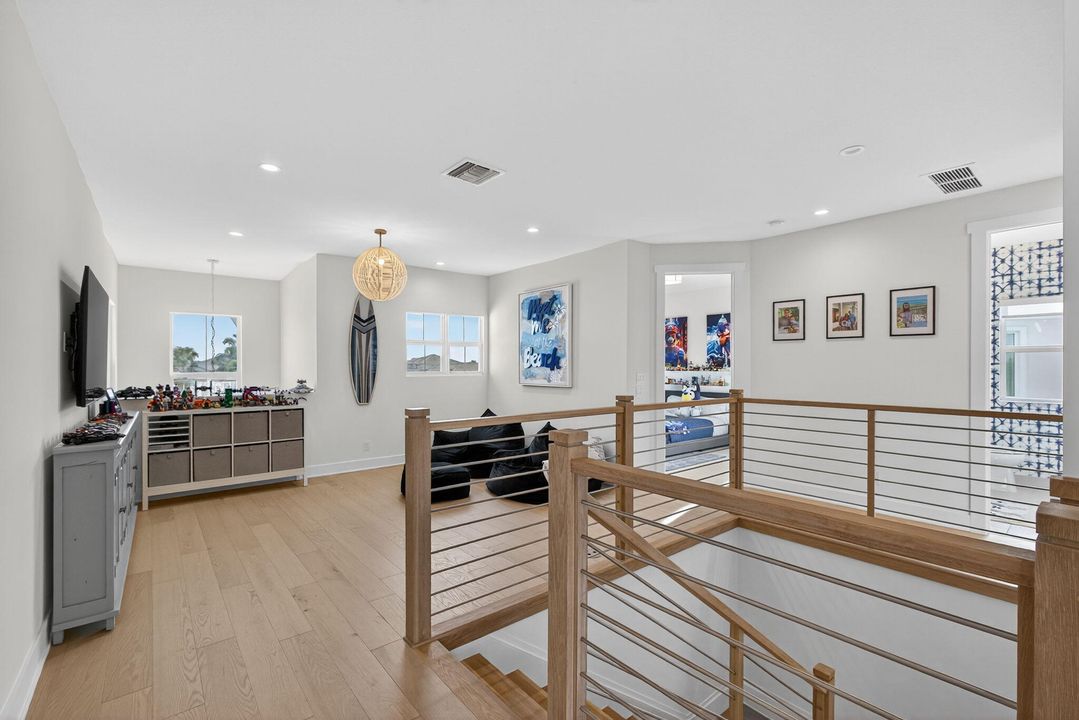 For Sale: $1,175,000 (4 beds, 3 baths, 3289 Square Feet)