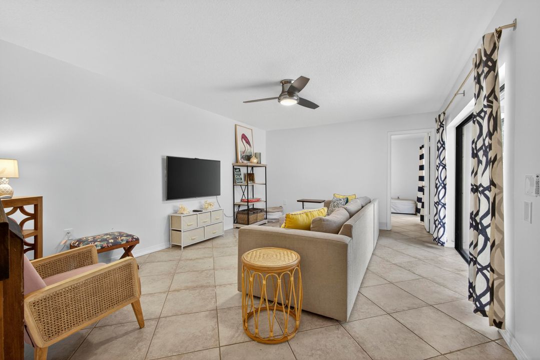 Activo con contrato: $379,000 (2 camas, 2 baños, 1488 Pies cuadrados)