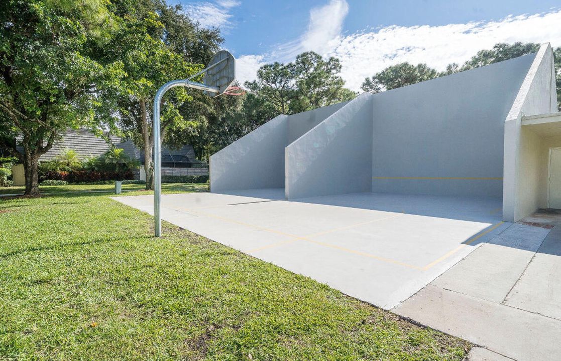 Activo con contrato: $379,000 (2 camas, 2 baños, 1488 Pies cuadrados)