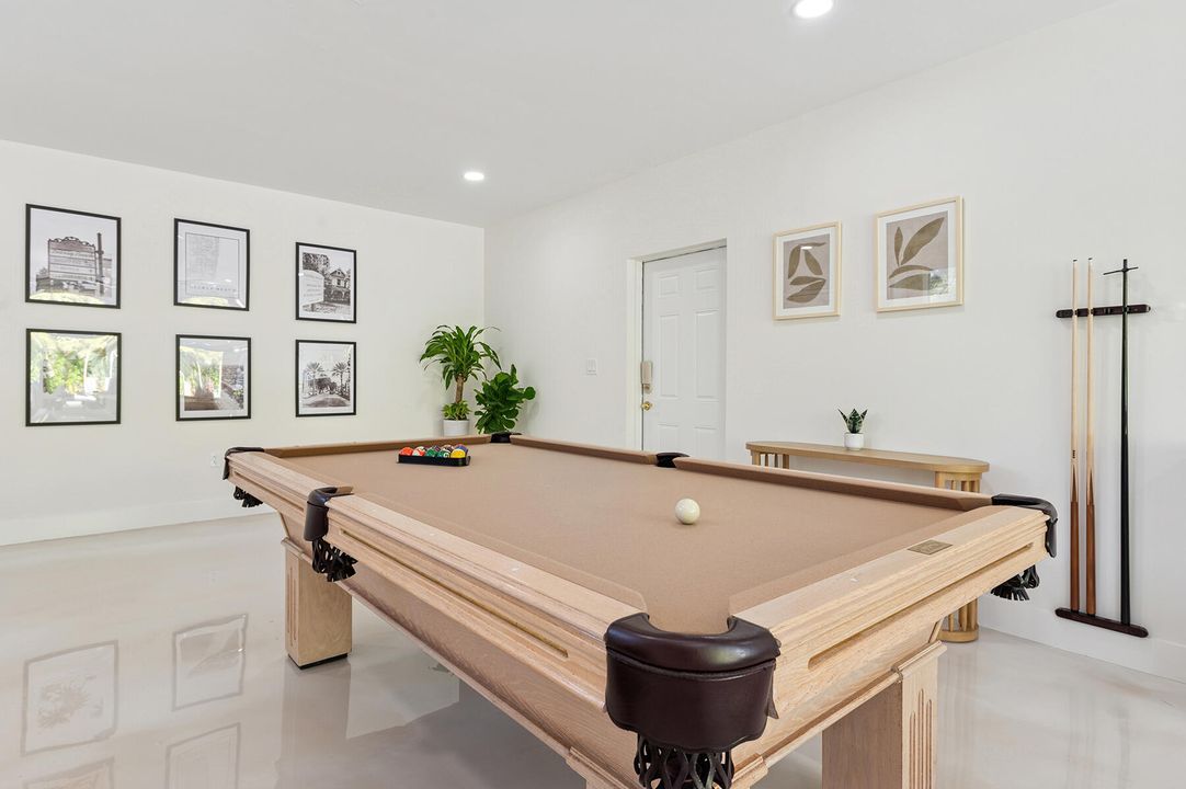 В аренду: $13,000 (5 спален, 4 ванн, 2781 Квадратных фут)