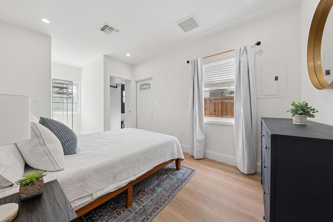 В аренду: $13,000 (5 спален, 4 ванн, 2781 Квадратных фут)