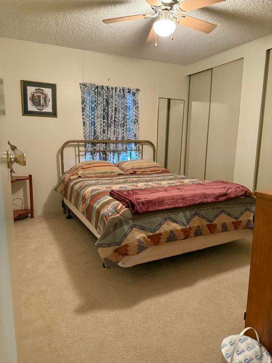 For Sale: $44,900 (2 beds, 2 baths, 1400 Square Feet)