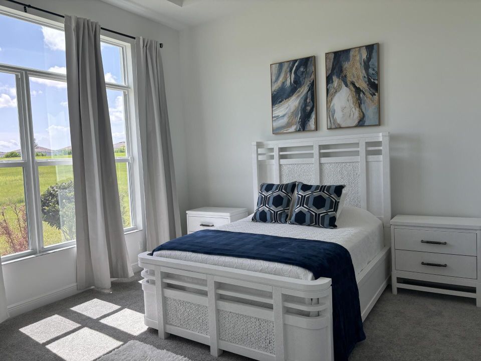 出租: $5,000 (3 贝兹, 3 浴室, 2129 平方英尺)